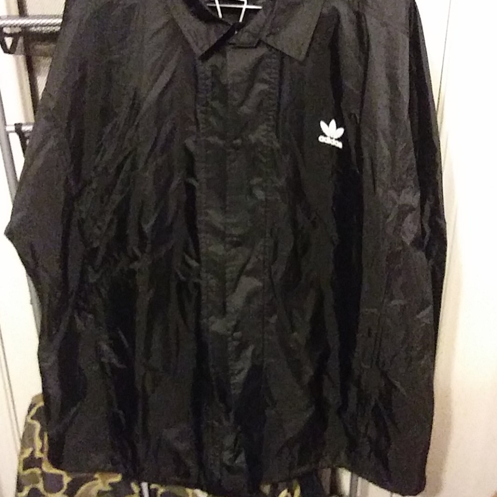 ADIDAS BLACK BUTTON UP WINDBREAKER size XL